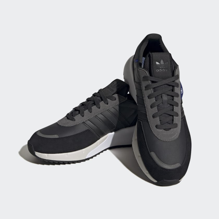 RETROPY F2 SHOES - Carbon / Core Black / Semi Lucid Blue