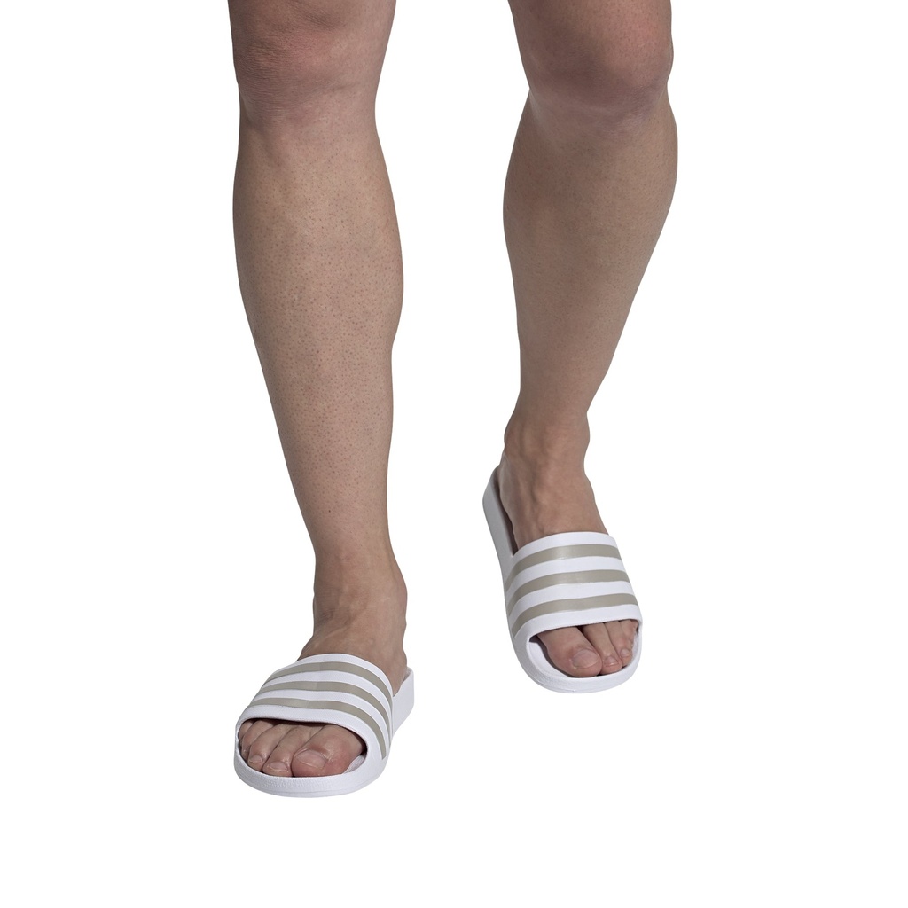 ADILETTE AQUA SLIDES - Ftwr White / Platin Met. / Ftwr White