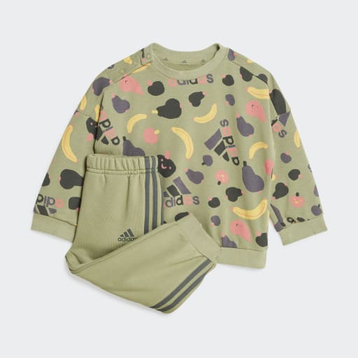 ESSENTIALS ALLOVER PRINT JOGGER SET KIDS - Tent Green