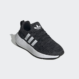 SWIFT RUN 22 SHOES - Core Black / Ftwr White / Grey Five